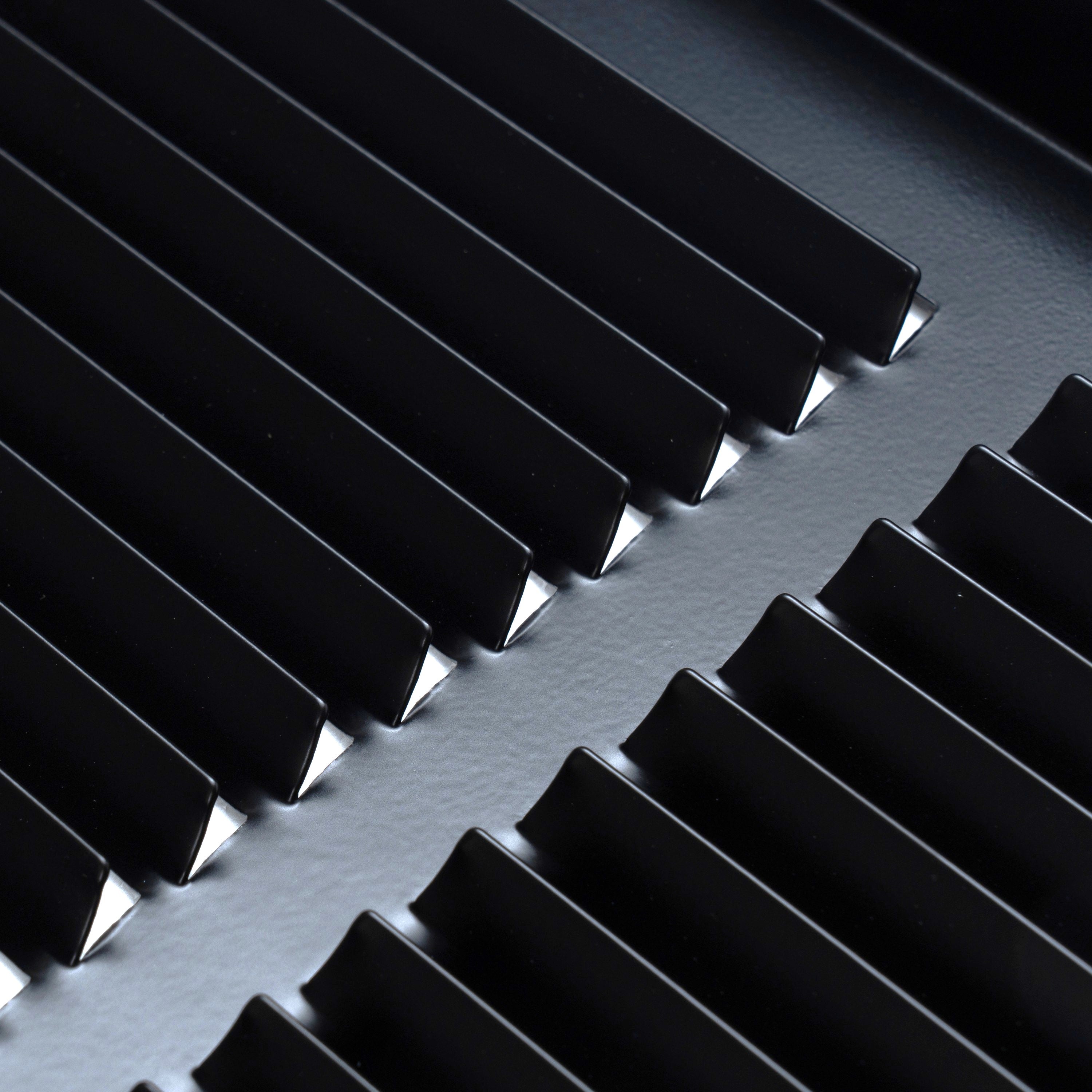 30 x 8-inch Black Steel baseboard return grille, louver detail